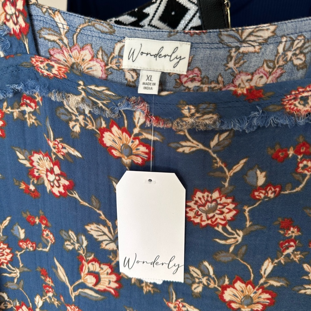 NWT Wonderly Blue and Red Floral Boho Gauze Top Ruffle Fringe XL - Picture 2 of 6